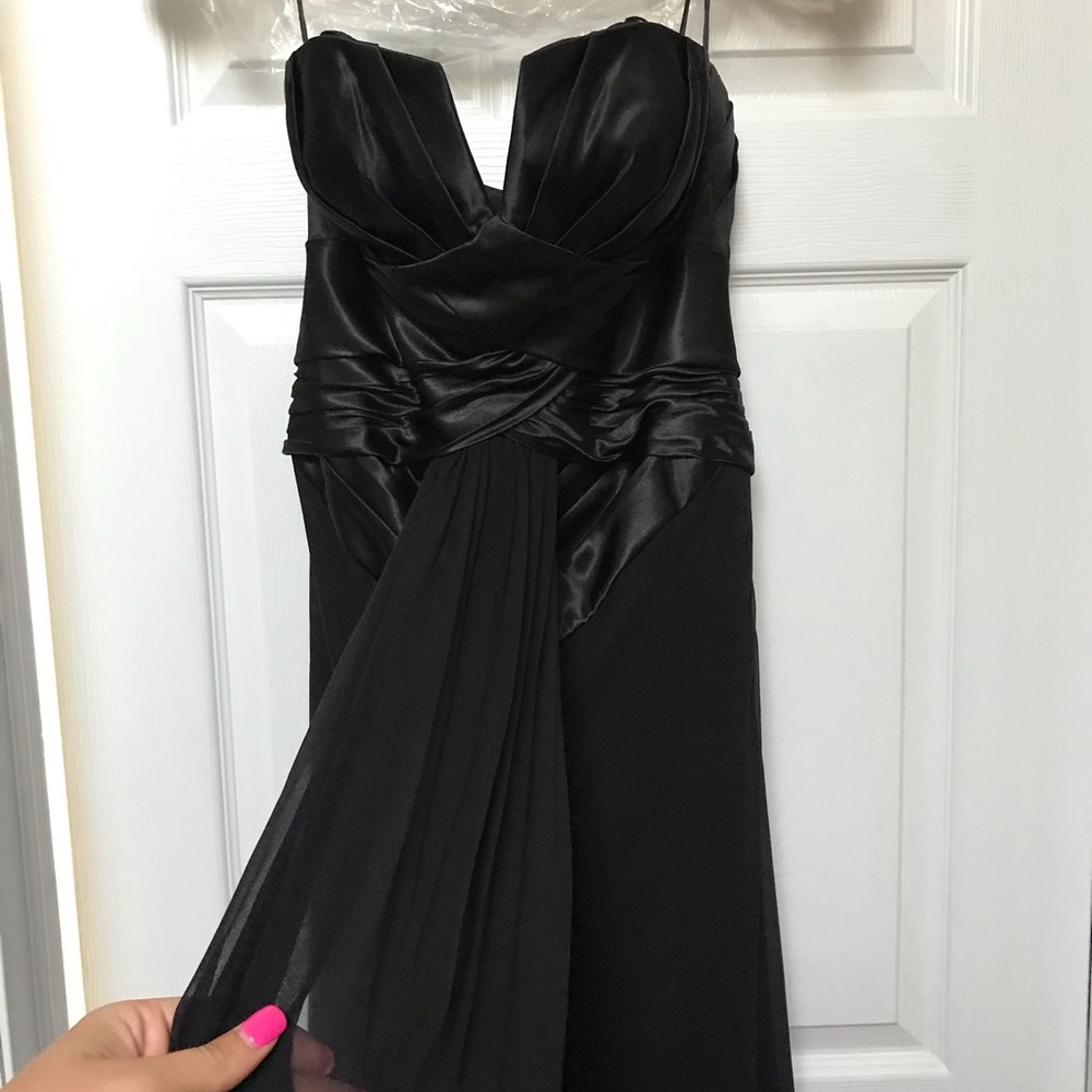 TERANI Black Gown🖤